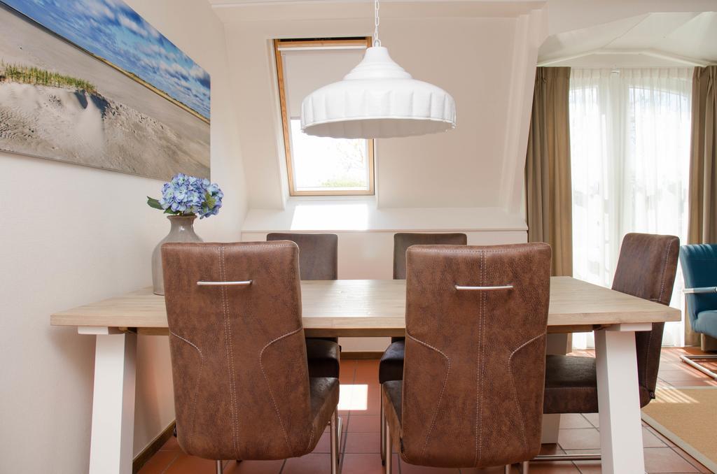 Hotel Graaf Bernstorff Schiermonnikoog Room photo