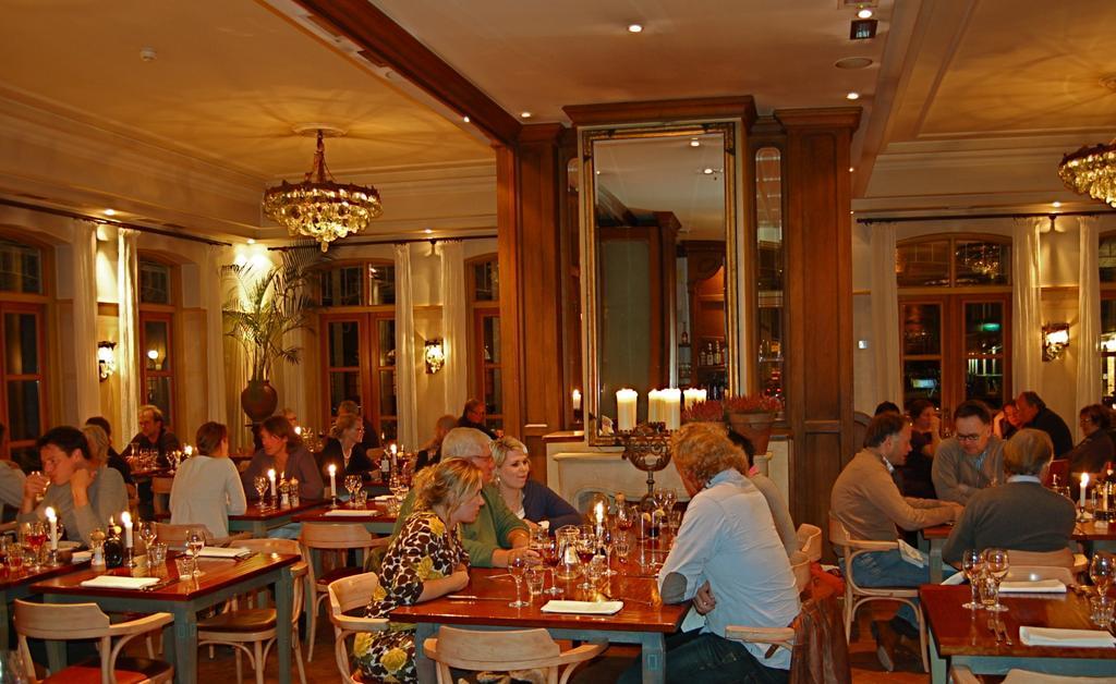 Hotel Graaf Bernstorff Schiermonnikoog Exterior photo