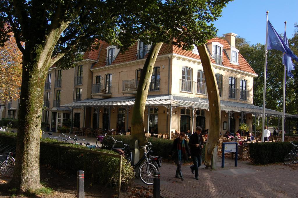 Hotel Graaf Bernstorff Schiermonnikoog Exterior photo
